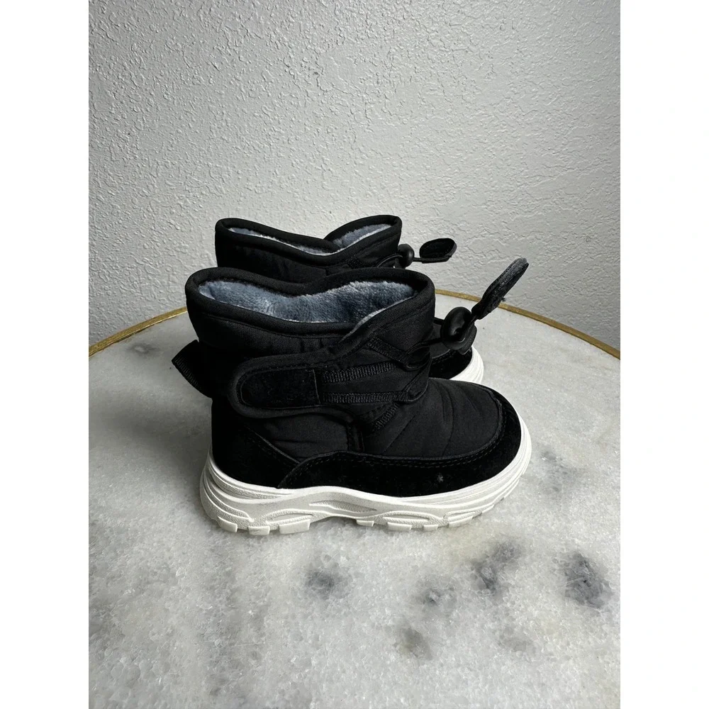 Kids Black Winter Snow Boots Faux Fur Lined Bungee Toggle Quilted Warm Shoes